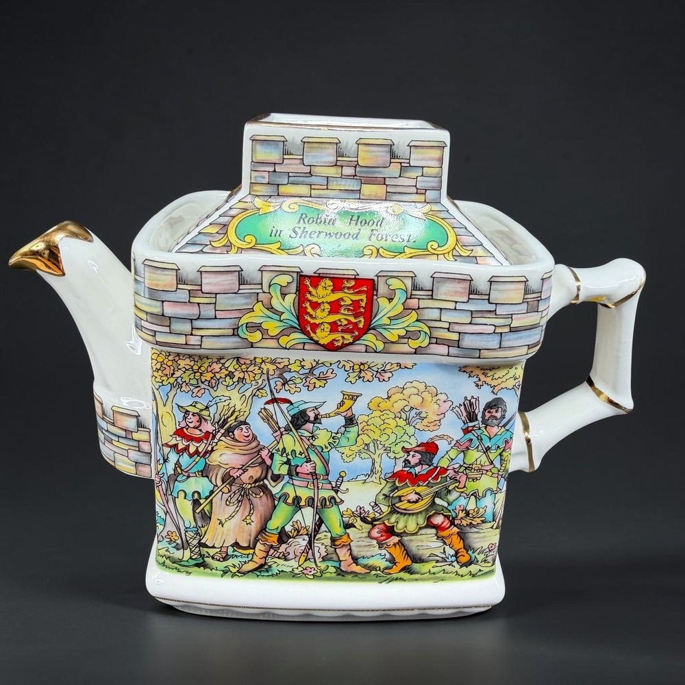 Sadler Robin Hood in Sherwood Forest Teapot England Vintage Castle Ceramic 6x8